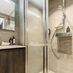 Luxury Escape With Views And Parking Apartmán *