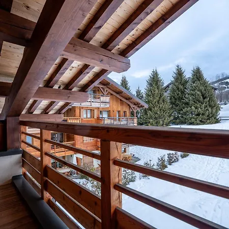Luxury Escape With Views And Parking *