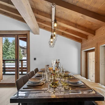 Luxury Escape With Views And Parking شقة