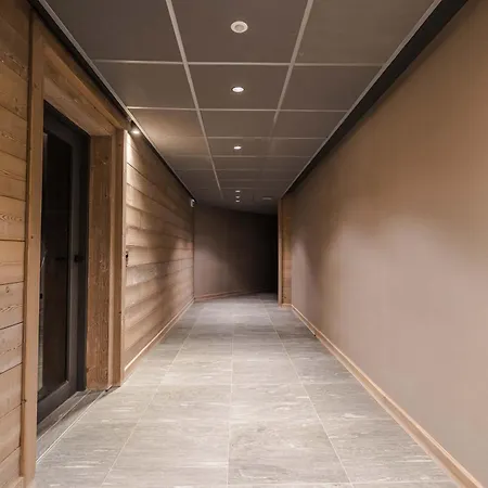 Luxury Escape With Views And Parking شقة