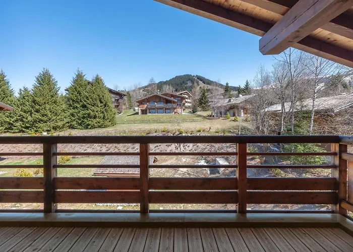 Luxury Escape With Views And Parking Apartmán