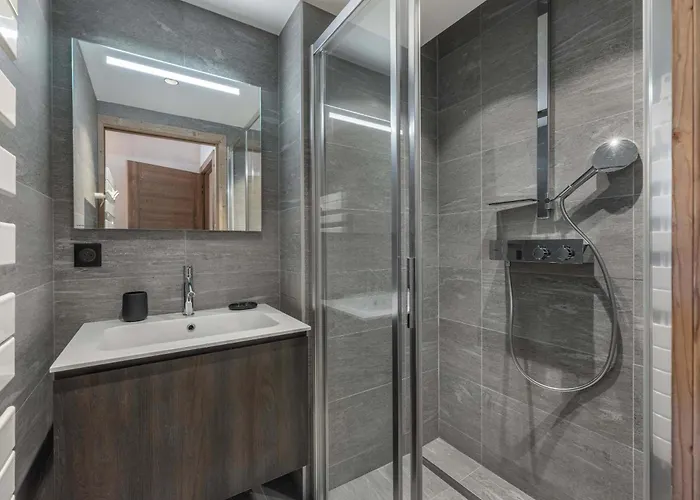 Luxury Escape With Views And Parking Apartmán *