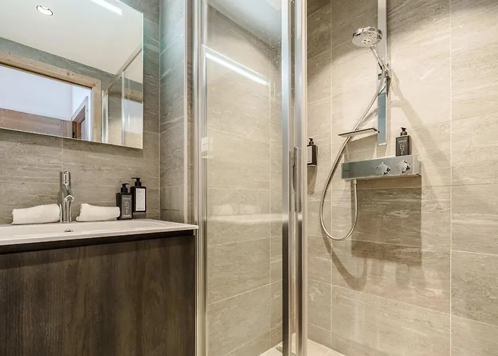 Luxury Escape With Views And Parking Appartement *