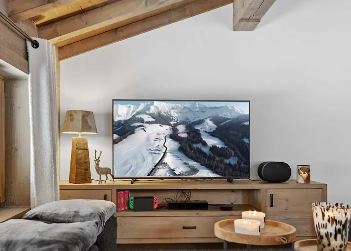 Luxury Escape With Views And Parking