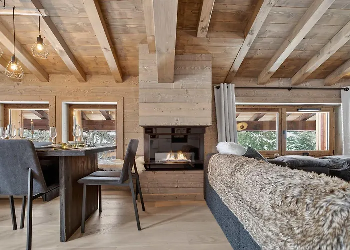 Luxury Escape With Views And Parking